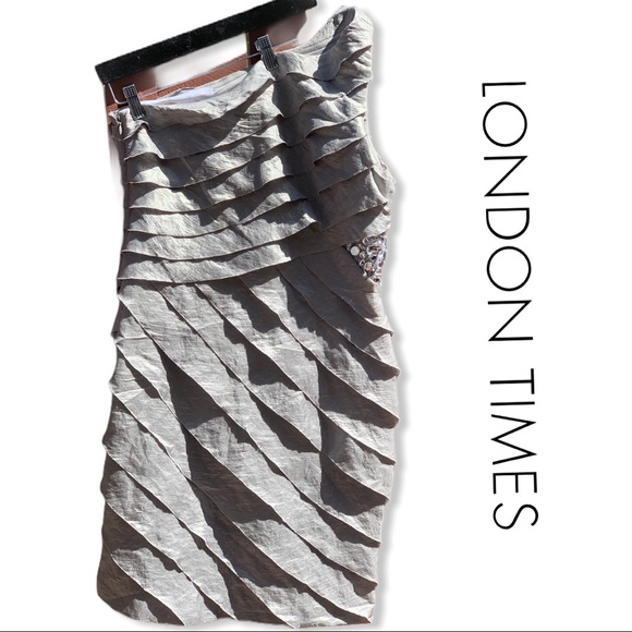 🤩HP⭐️London Times Slvr Tiered Sheath Dress 14P - Picture 3 of 10